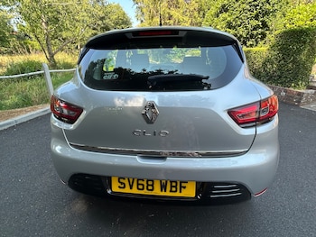 Used Renault Clio 2018 for sale - 79537279: Photo