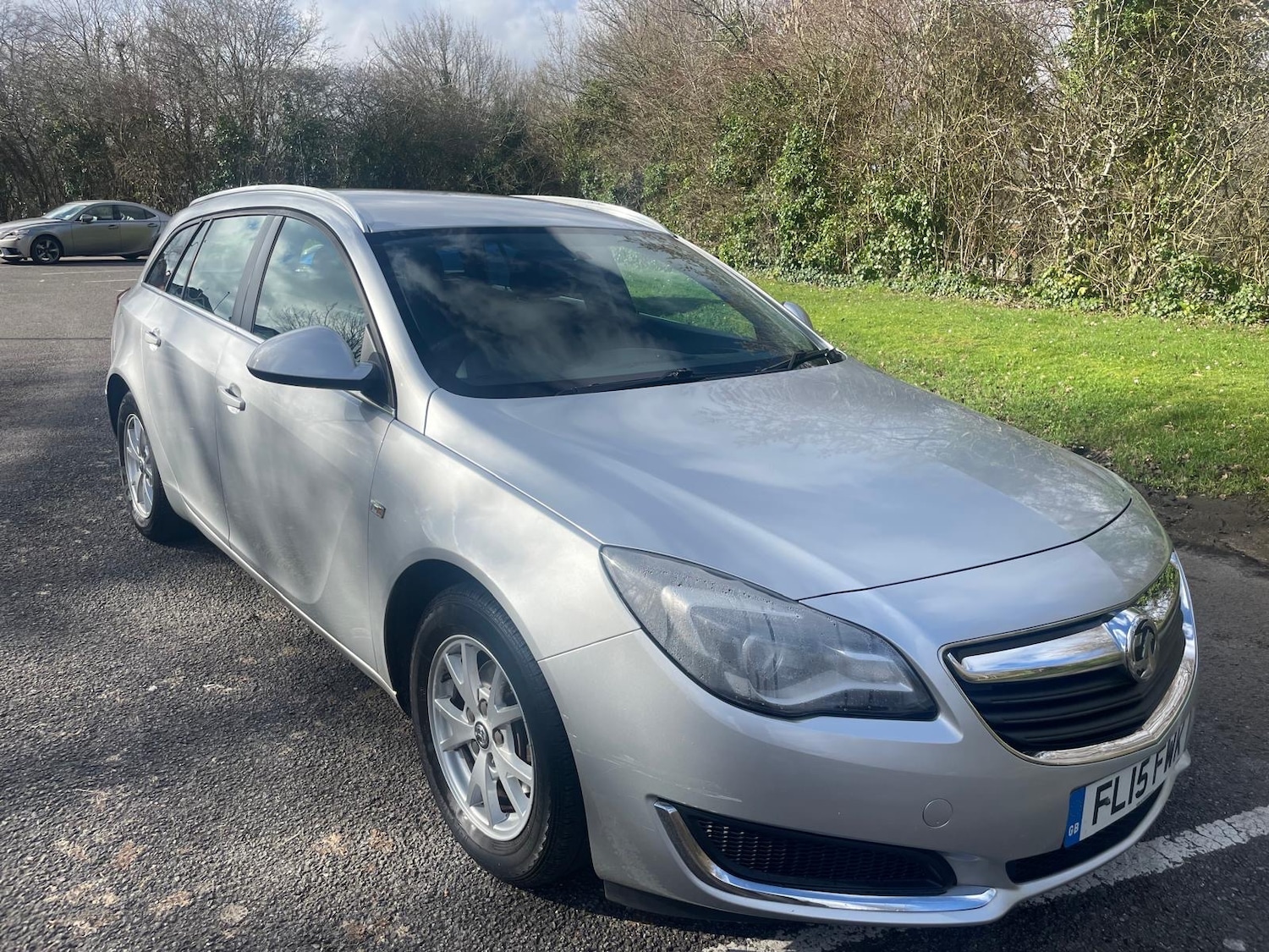 Used Vauxhall Insignia 2015 for sale - 77654131: Photo 2