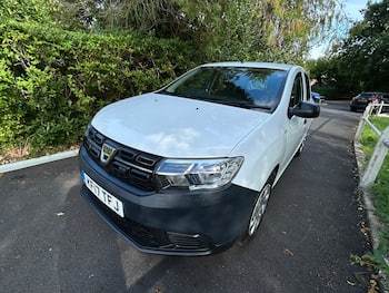 Used Dacia Sandero 2017 for sale - 79724683: Photo