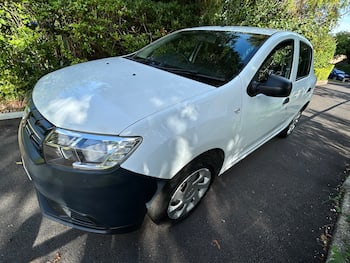 Used Dacia Sandero 2017 for sale - 79724683: Photo