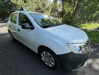 Used Dacia Sandero 2017 for sale - 79724683: Photo