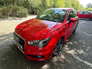 Used Audi A1 2014 for sale - 79392408: Photo