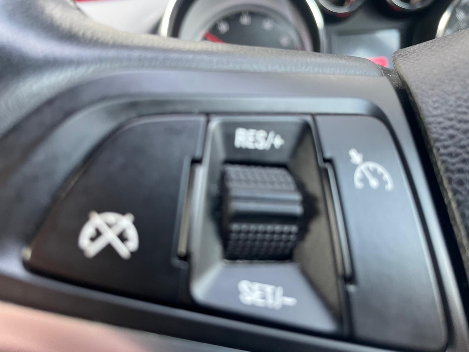 Used Vauxhall Meriva 2015 for sale - 76860125: Photo 20