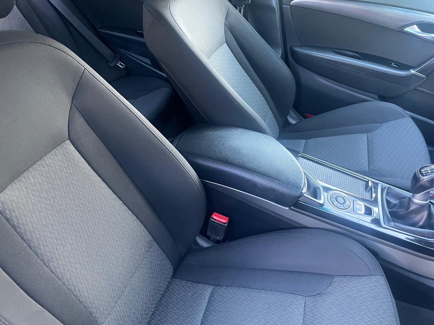 Used Hyundai i40 2017 for sale - 77355231: Photo 9