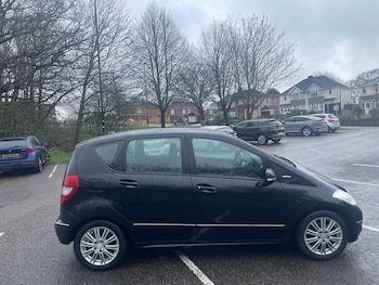 Used Mercedes-Benz A-Class 2009 for sale - 77701503: Photo