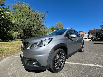 Used Peugeot 2008 2019 for sale - 78593998: Photo
