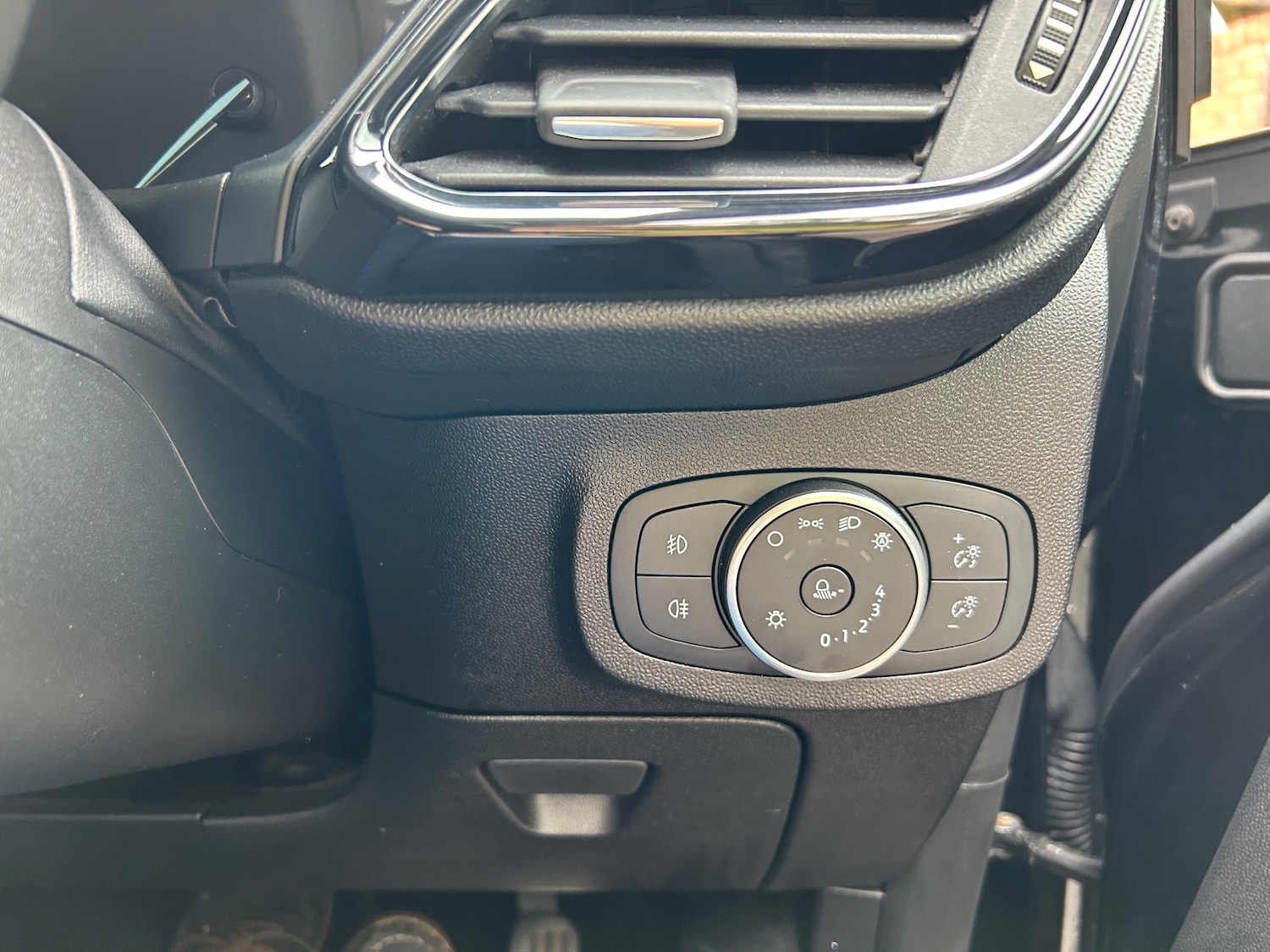 Used Ford Fiesta 2019 for sale - 76860116: Photo 6