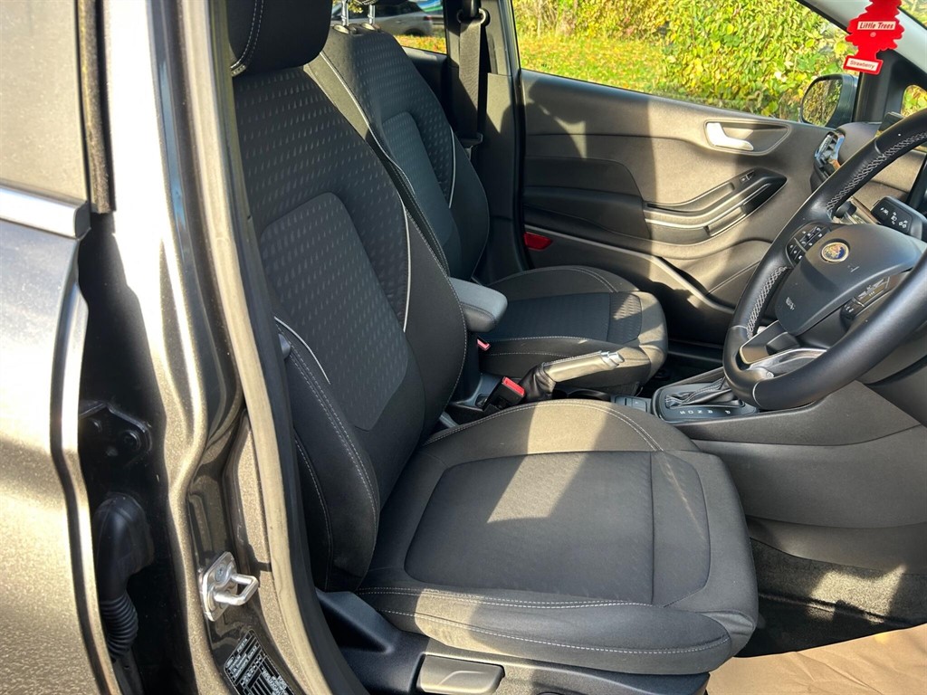 Used Ford Fiesta 2018 for sale - 76608890: Photo 11