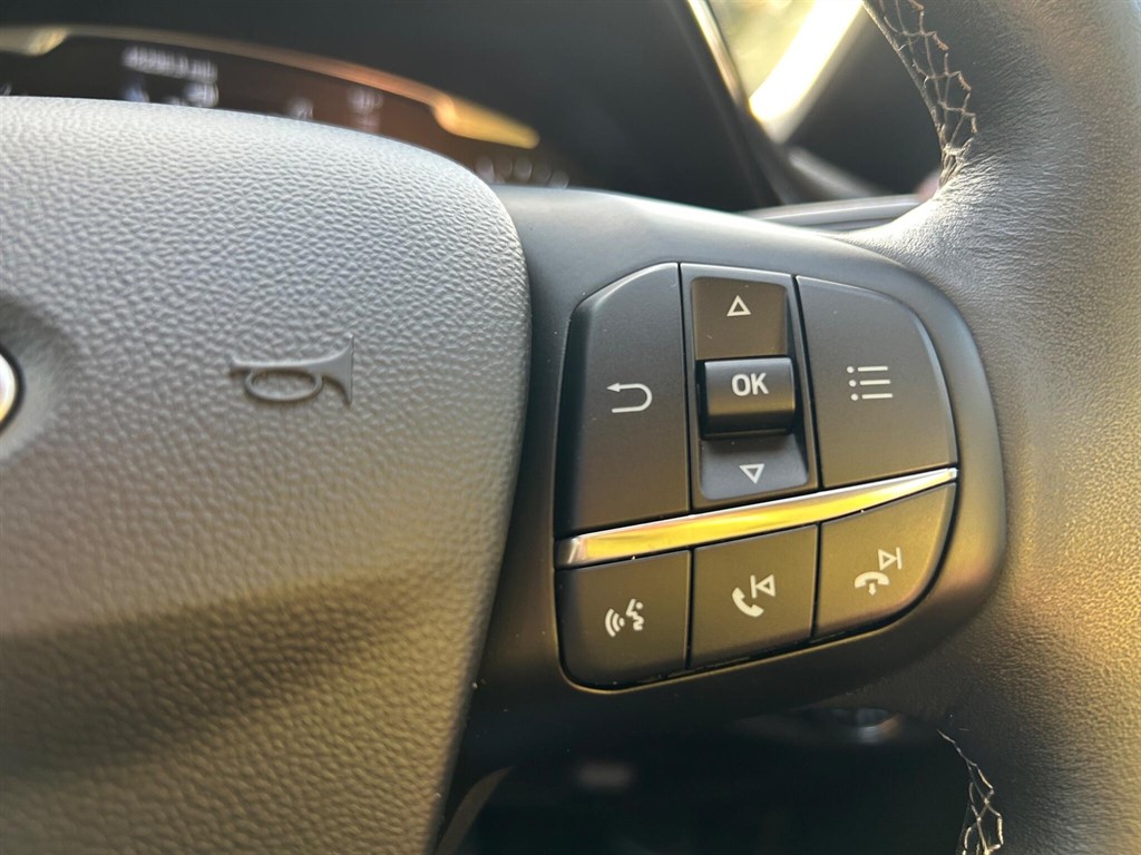 Used Ford Fiesta 2018 for sale - 76608890: Photo 21