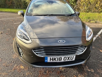 Used Ford Fiesta 2018 for sale - 76608890: Photo