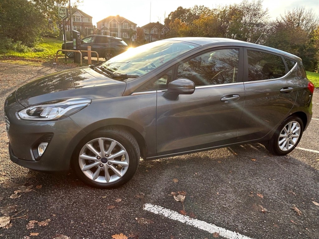 Used Ford Fiesta 2018 for sale - 76608890: Photo 4
