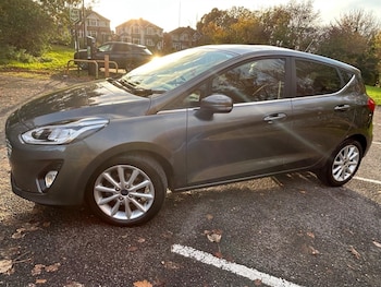 Used Ford Fiesta 2018 for sale - 76608890: Photo