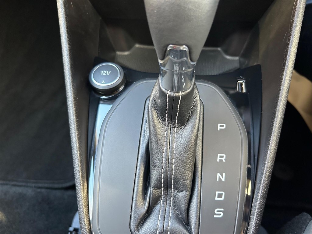 Used Ford Fiesta 2018 for sale - 76608890: Photo 9