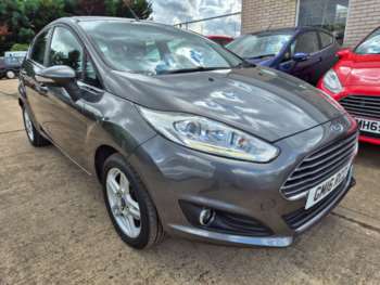 2016 (16) - 1.25 82 Zetec 5dr