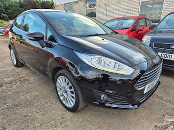 Used Ford Fiesta 2016 for sale - 75902752: Photo