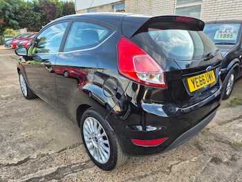 Used Ford Fiesta 2016 for sale - 75902752: Photo