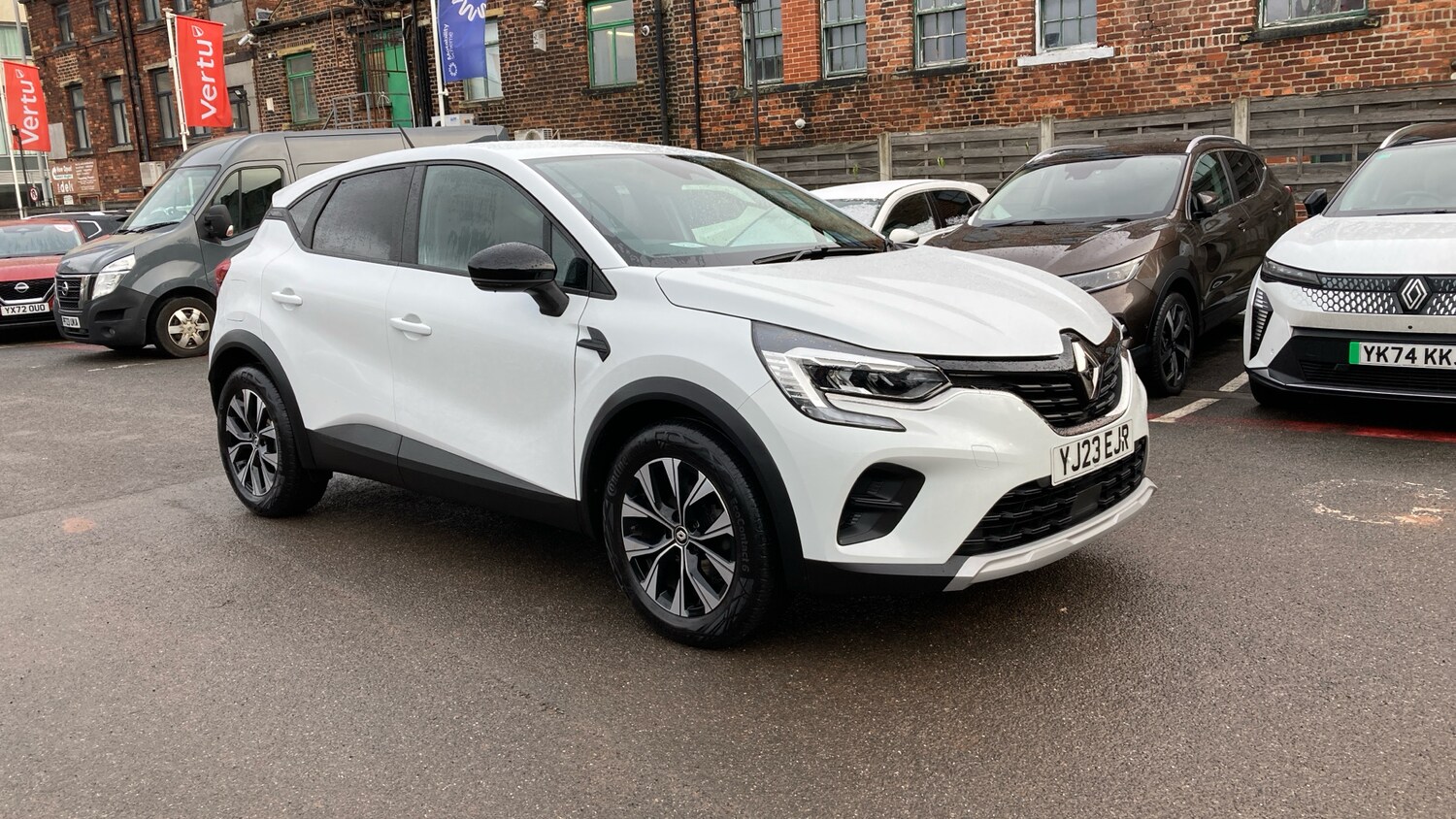 Used Renault Captur 2023 for sale - 77363981: Photo 8
