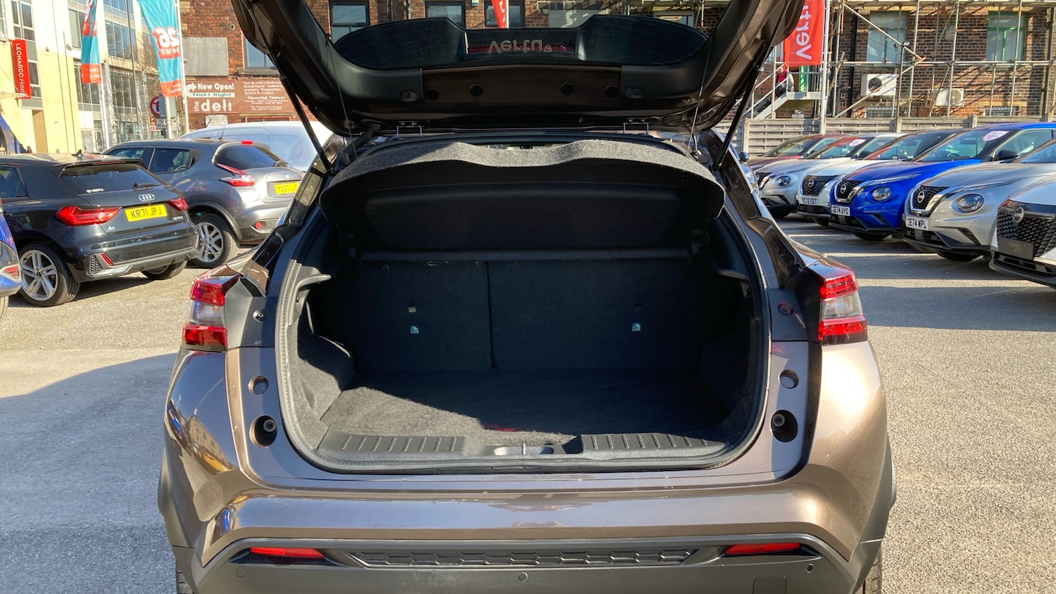 Used Nissan Juke 2022 for sale - 77758591: Photo 4