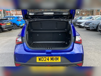 Used Hyundai i20 2024 for sale - 77664839: Photo