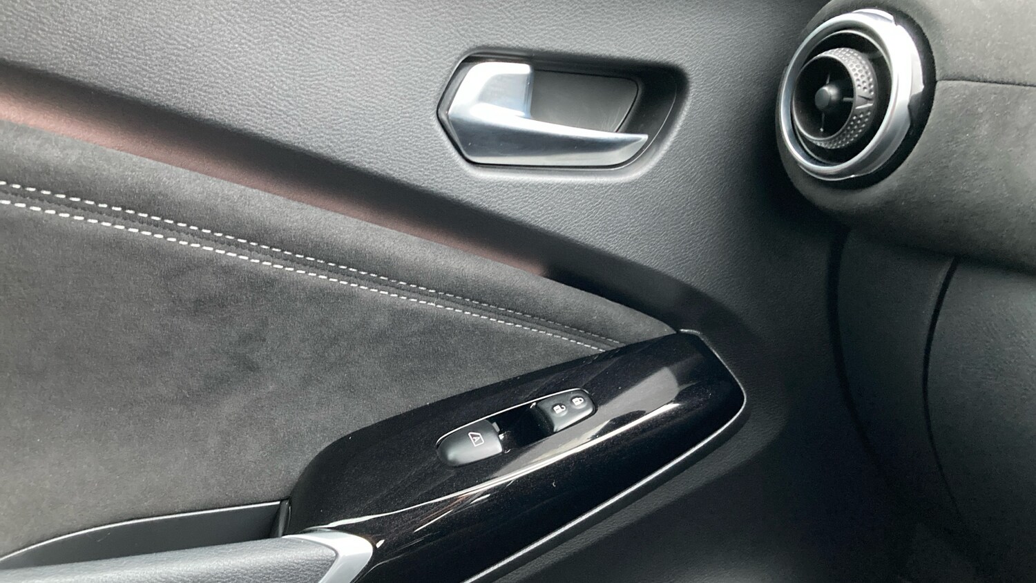 Used Nissan Juke 2024 for sale - 77568282: Photo 30