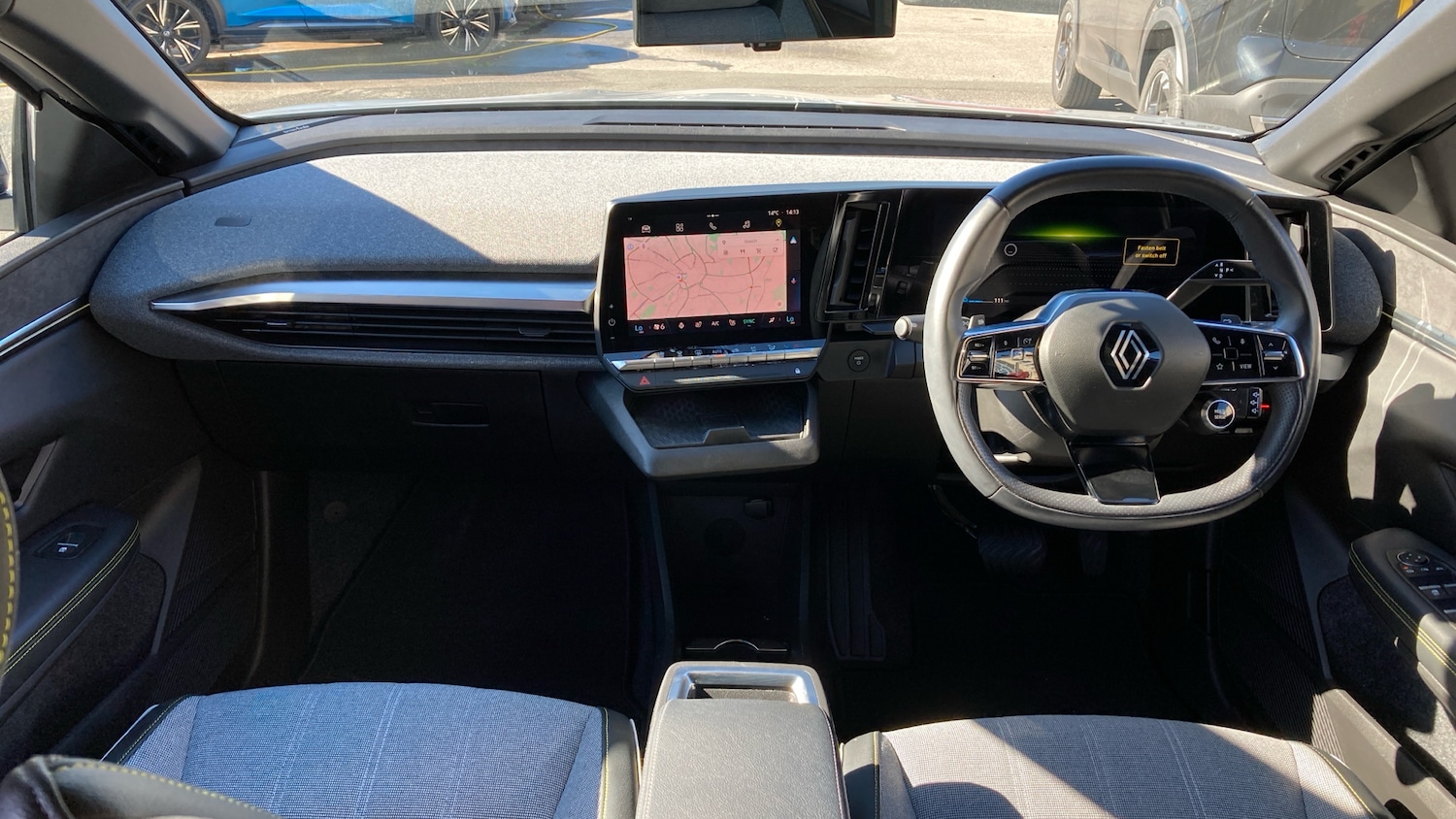 Used Renault Megane E Tech 2024 for sale - 76205416: Photo 10