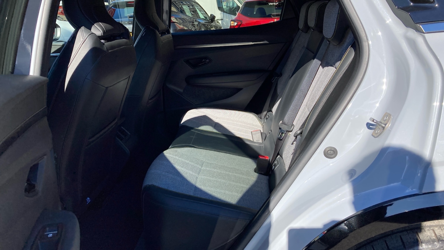 Used Renault Megane E Tech 2024 for sale - 76205416: Photo 16