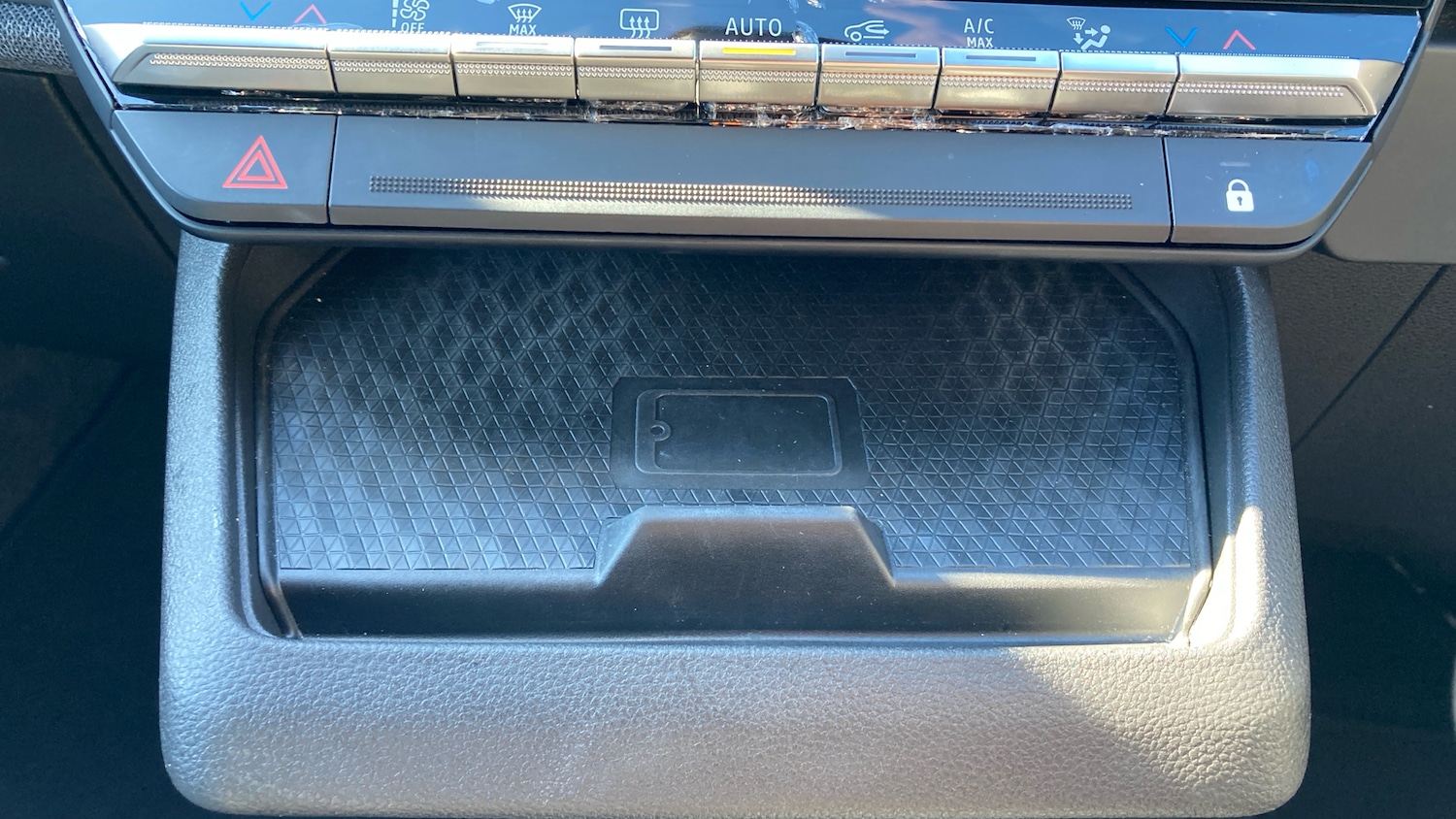 Used Renault Megane E Tech 2024 for sale - 76205416: Photo 23