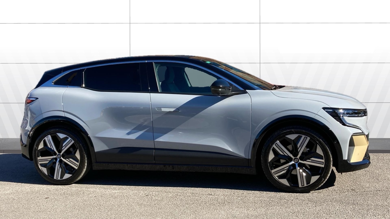 Used Renault Megane E Tech 2024 for sale - 76205416: Photo 5