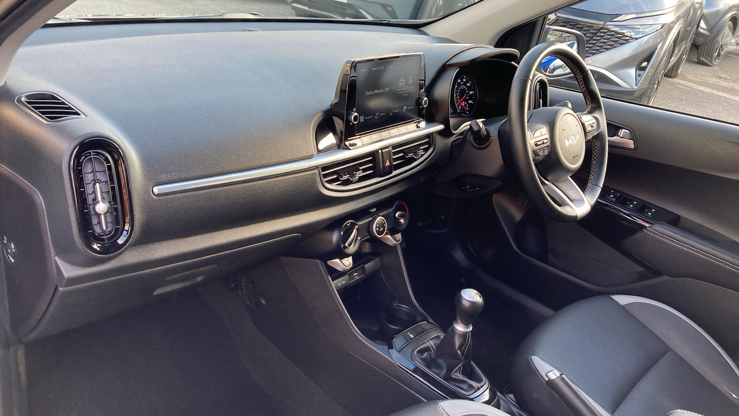 Used Kia Picanto 2023 for sale - 77774368: Photo 9