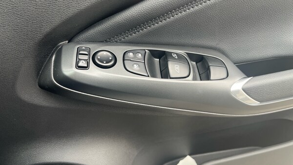 Used Nissan Juke 2024 for sale - 76198048: Photo 30