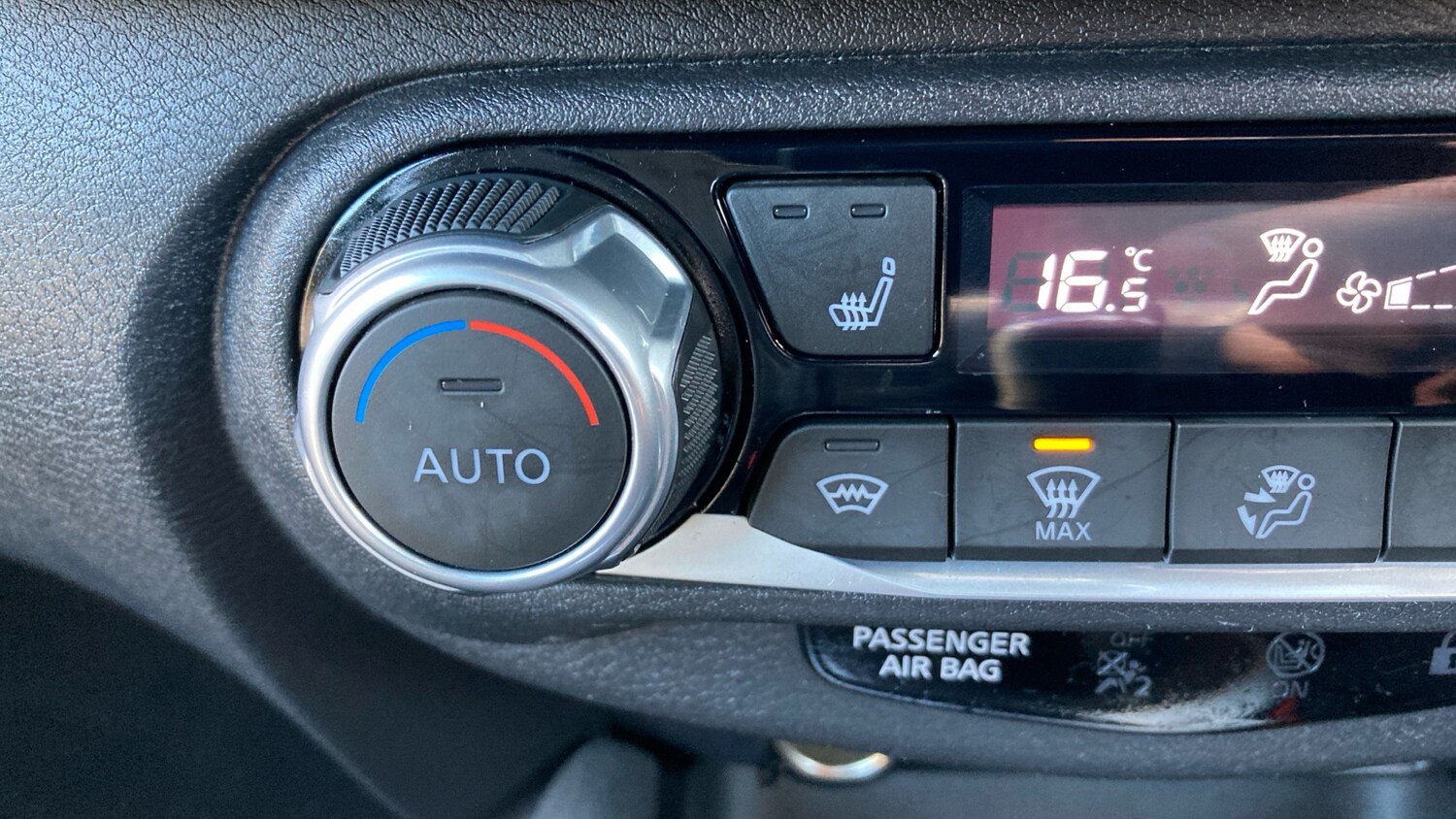 Used Nissan Juke 2020 for sale - 77758592: Photo 24