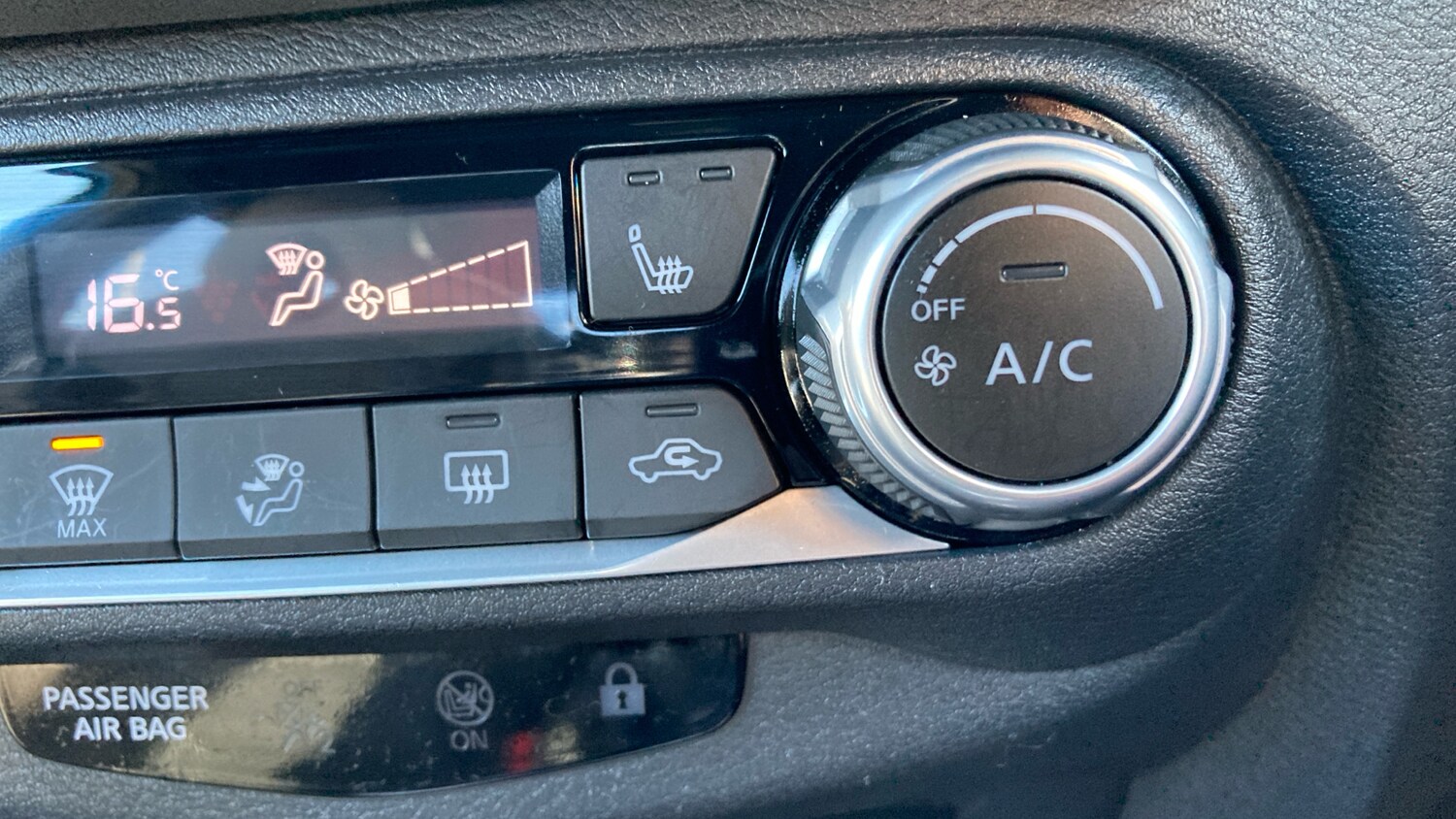 Used Nissan Juke 2020 for sale - 77758592: Photo 25