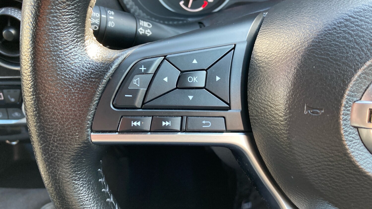 Used Nissan Juke 2020 for sale - 77758592: Photo 30