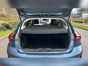 Used Ford Focus 2023 for sale - 78593958: Photo