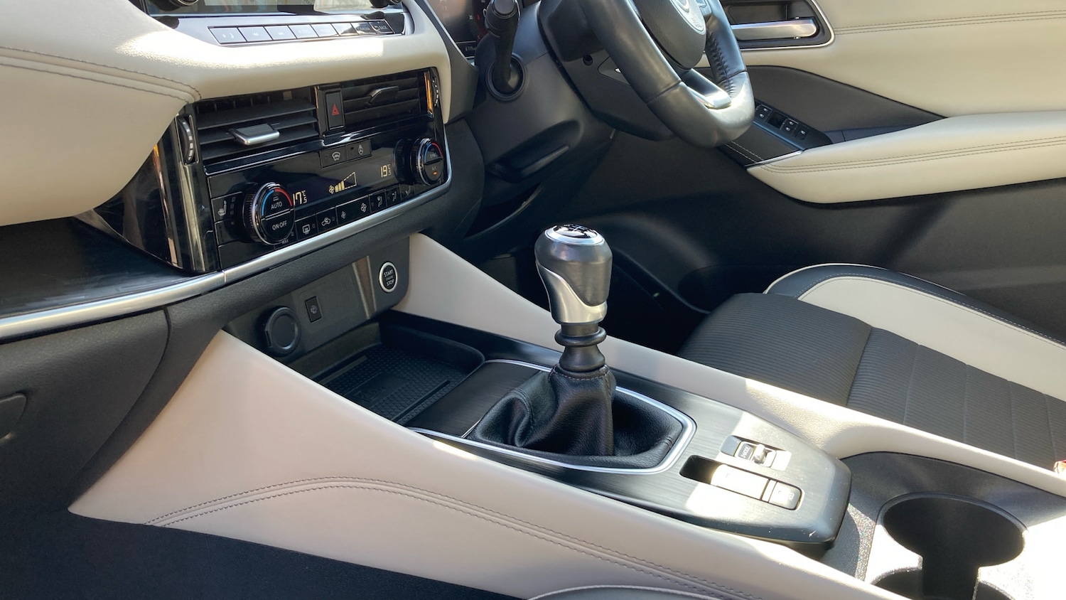 Used Nissan Qashqai 2022 for sale - 77968480: Photo 13