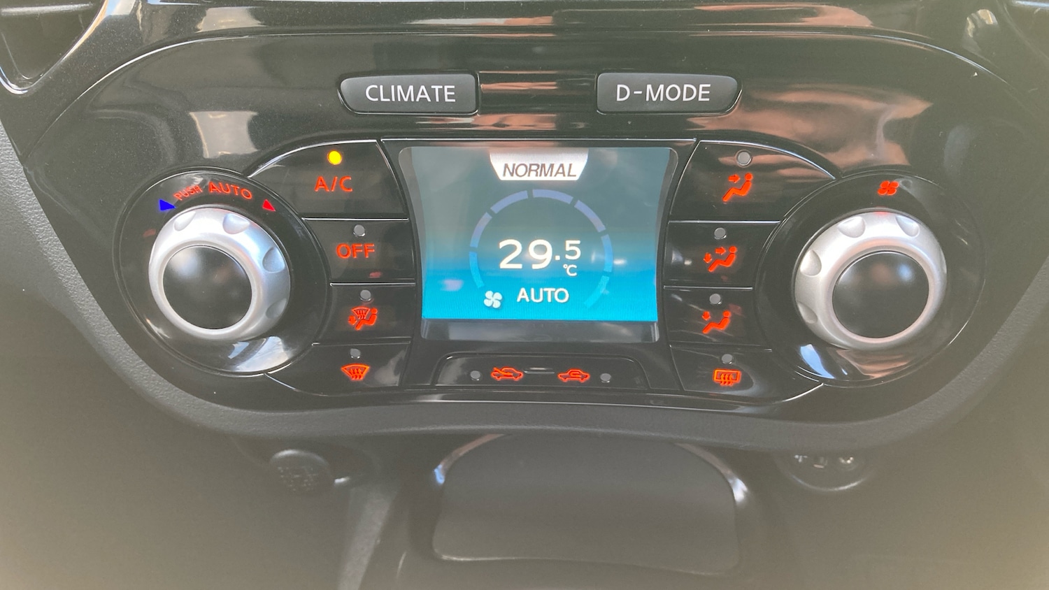 Used Nissan Juke 2019 for sale - 76449519: Photo 24