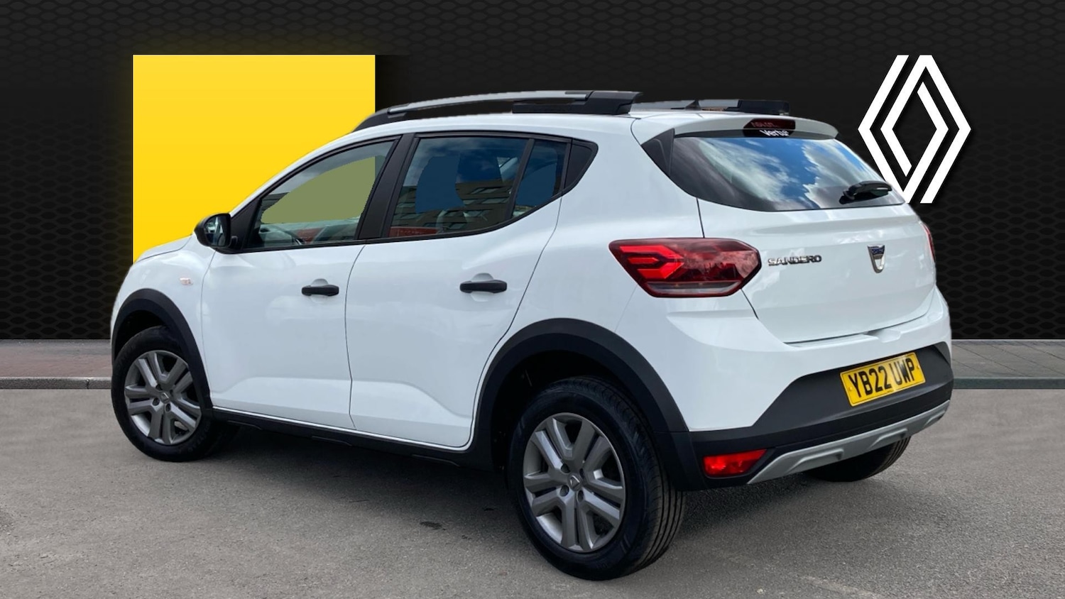 Used Dacia Sandero Stepway 2022 for sale - 76064936: Photo 2