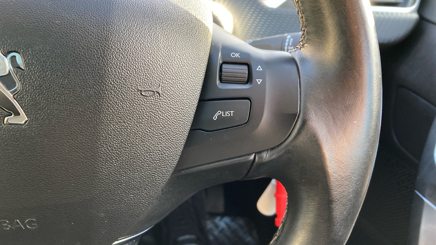 Used Peugeot 2008 2019 for sale - 76719157: Photo 28