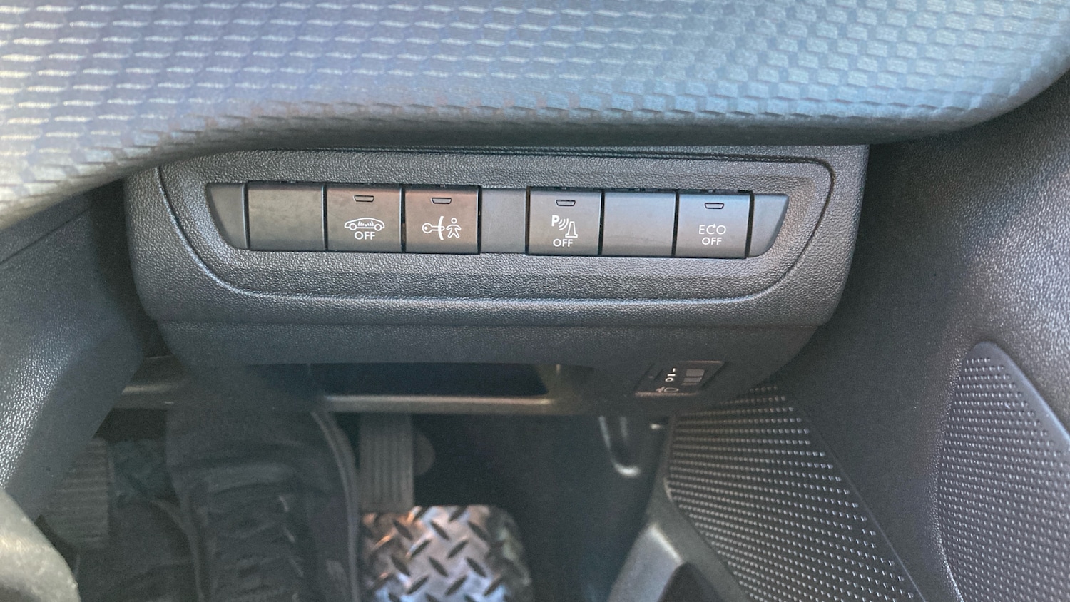 Used Peugeot 2008 2019 for sale - 76719157: Photo 30