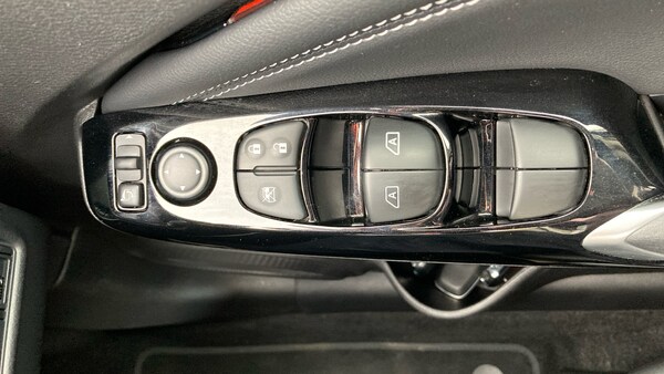Used Nissan Juke 2024 for sale - 76198045: Photo 33