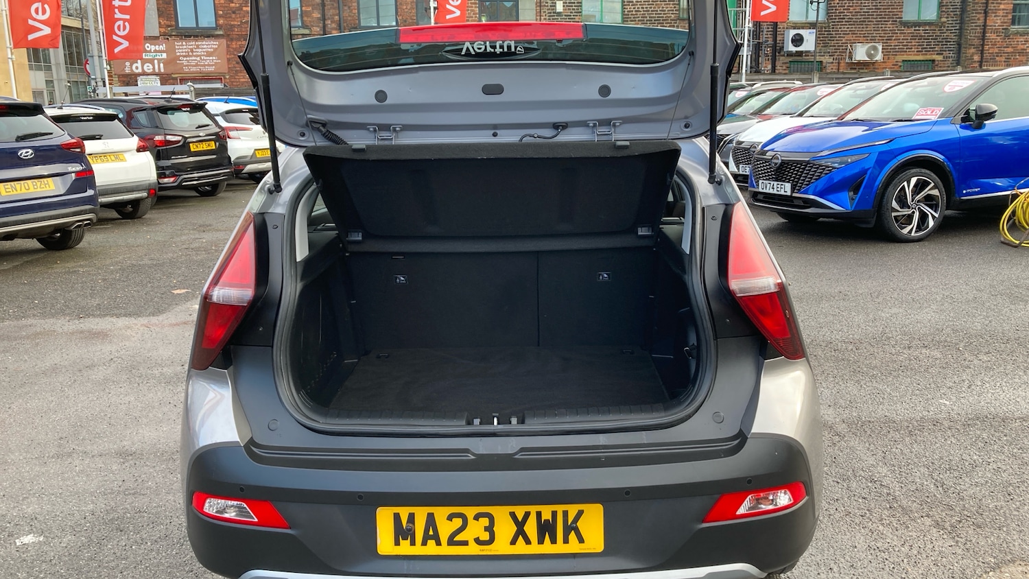 Used Hyundai BAYON 2023 for sale - 77258719: Photo 4