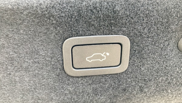 Used Jaguar XF 2021 for sale - 76206528: Photo 23