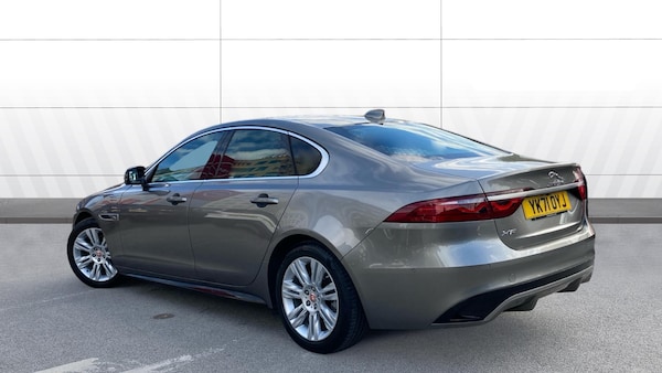 Used Jaguar XF 2021 for sale - 76206528: Photo 2
