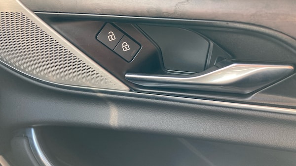 Used Jaguar XF 2021 for sale - 76206528: Photo 30