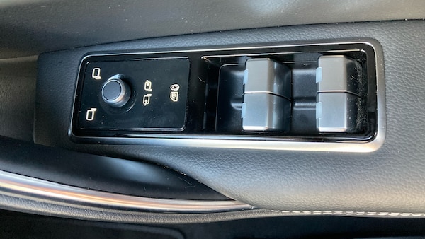 Used Jaguar XF 2021 for sale - 76206528: Photo 31