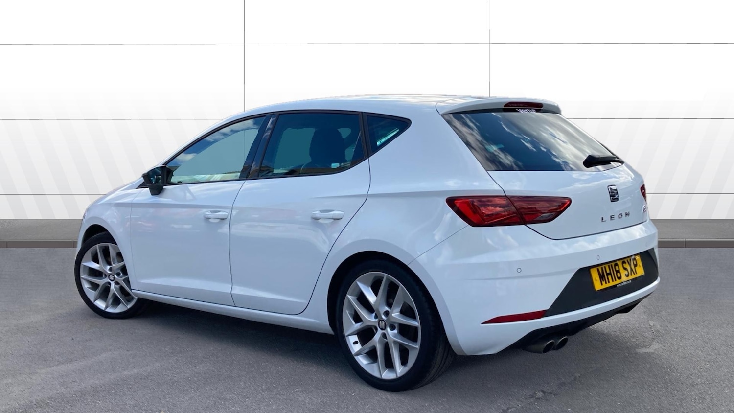 Used SEAT Leon 2018 for sale - 76114818: Photo 2