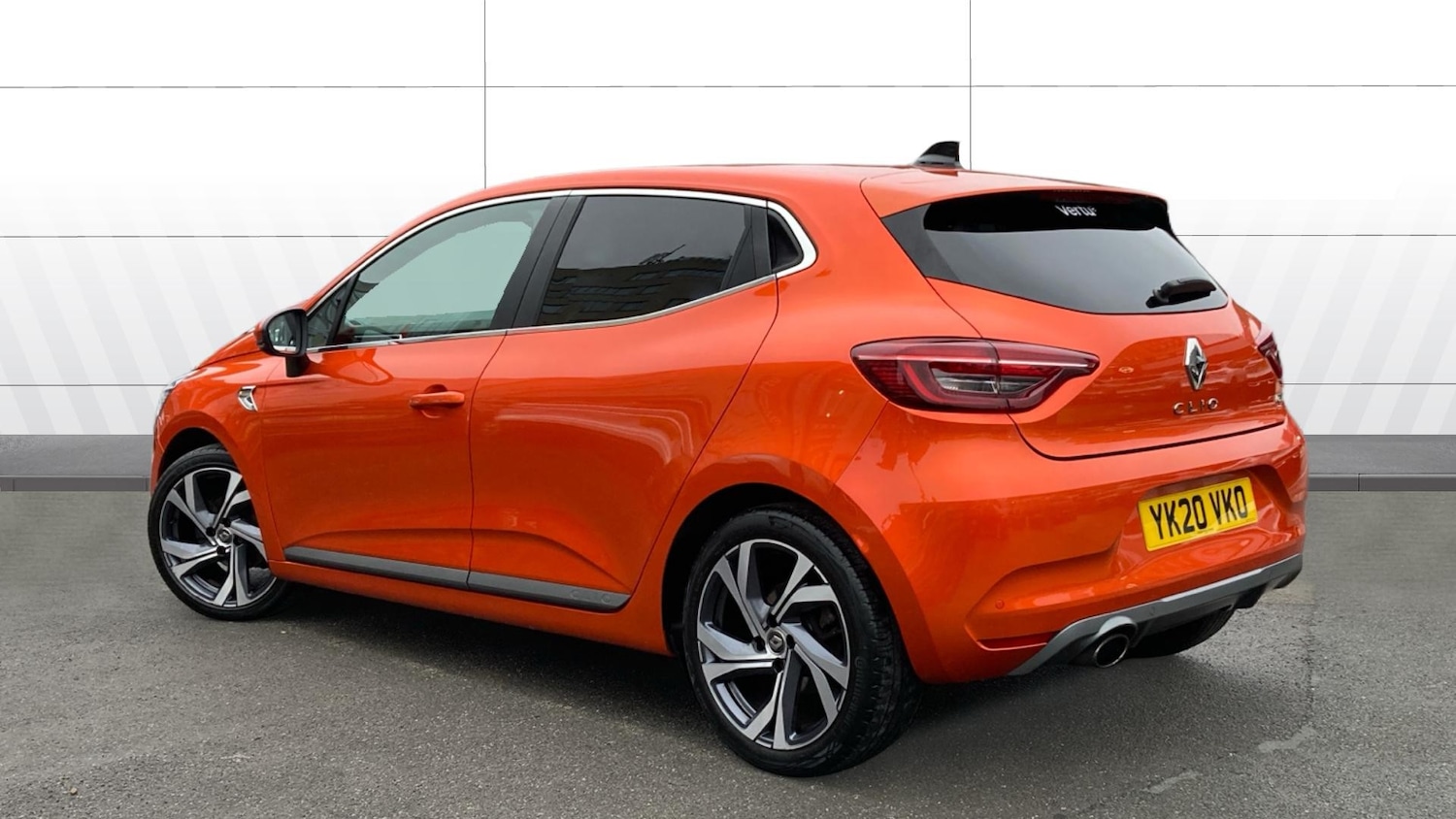 Used Renault Clio 2020 for sale - 77449312: Photo 2
