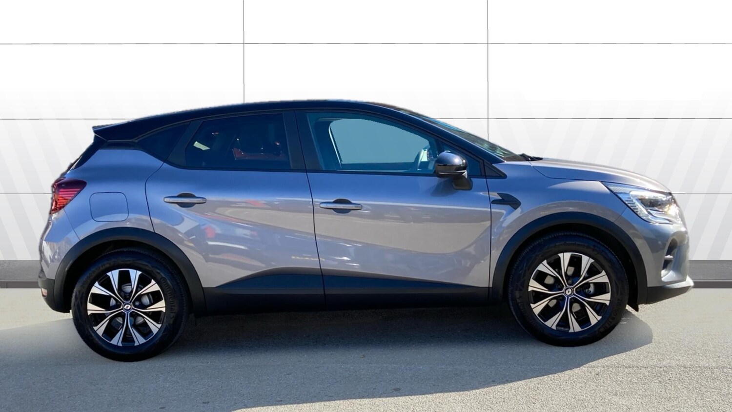 Used Renault Captur 2024 for sale - 75995688: Photo 5