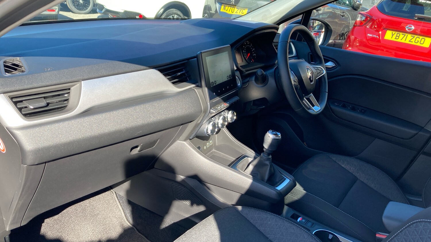 Used Renault Captur 2024 for sale - 75995688: Photo 9