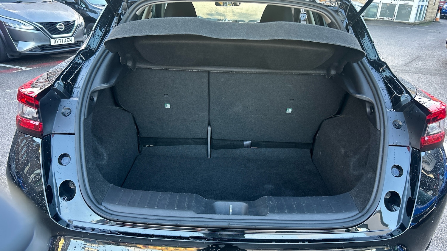 Used Nissan Juke 2024 for sale - 77054856: Photo 4